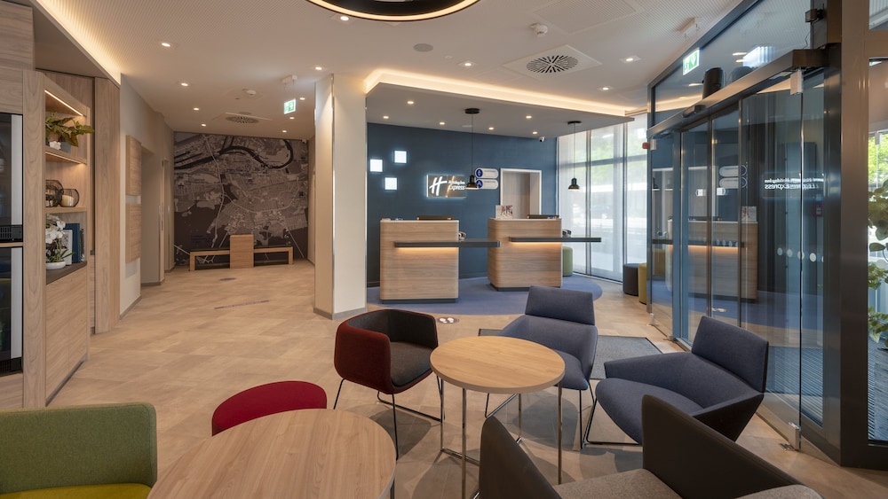 Holiday Inn Express Offenbach 45/68
