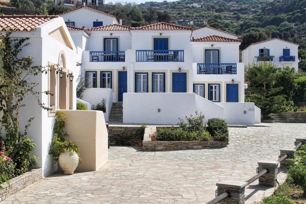 Blue Bay Resort Village 4/44