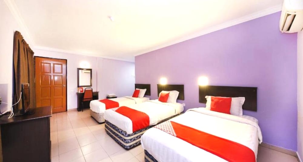 OYO 473 Comfort Hotel 2 24/55