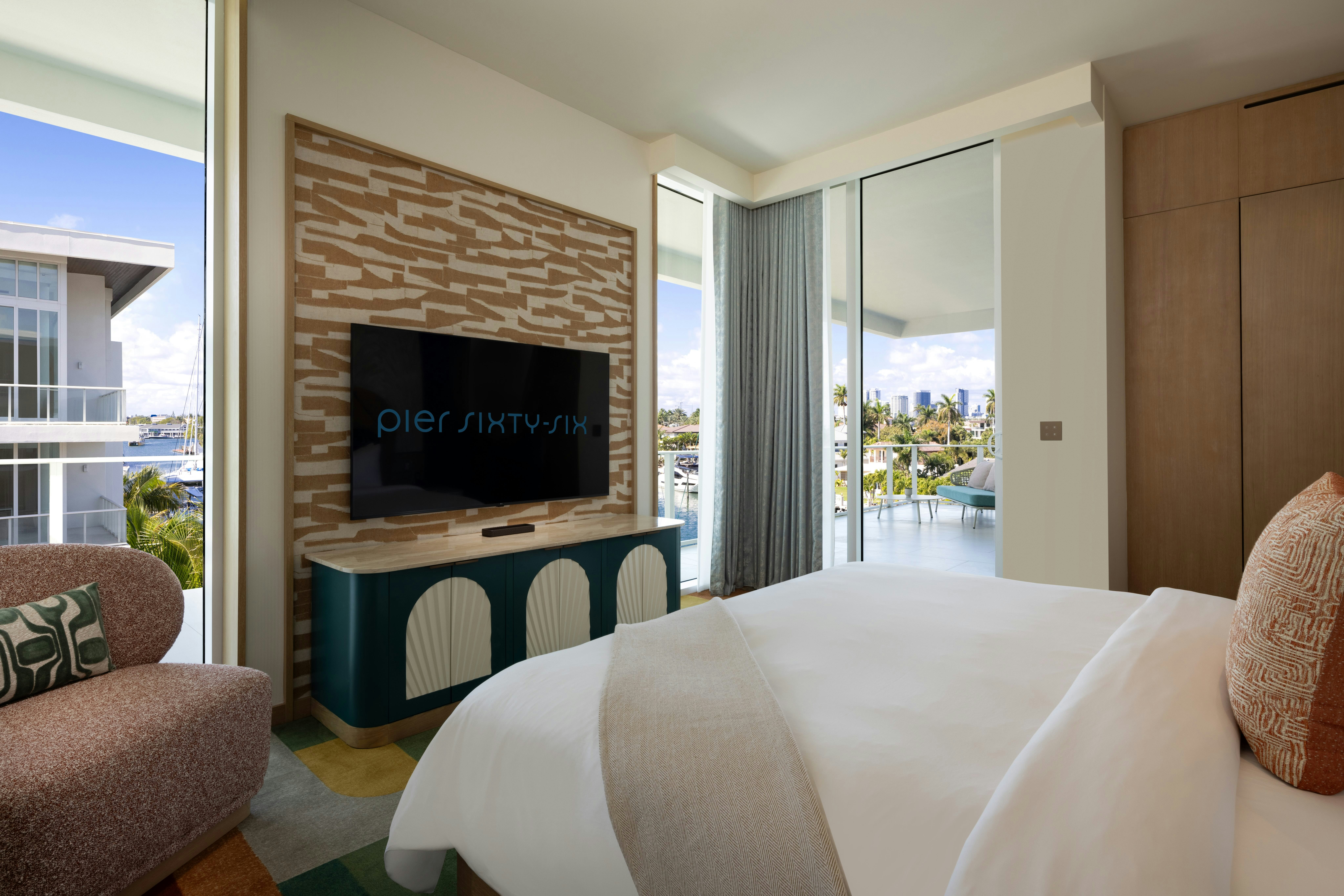 Harbor, Villa, King Bed, with View, Corner