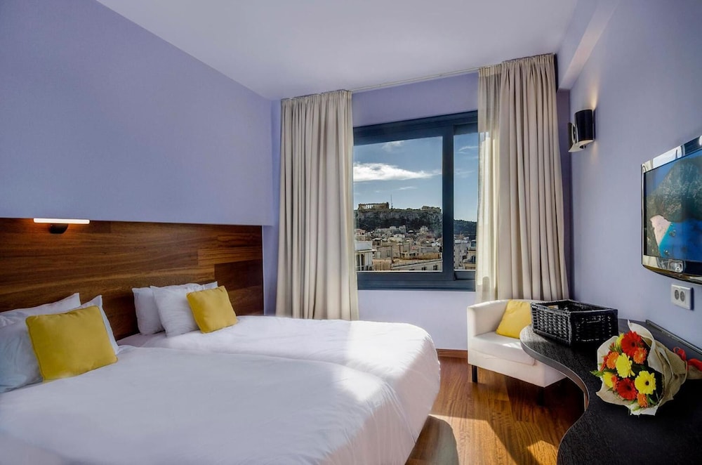 Athens Center Square Hotels 3/27