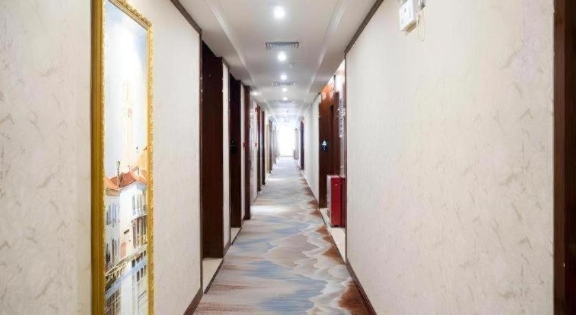 Vienna Hotel (Guangzhou Baiyun University Jinyuan Plaza) 27/54