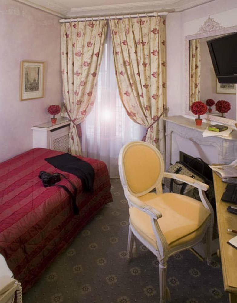 Hotel Gavarni 29/47