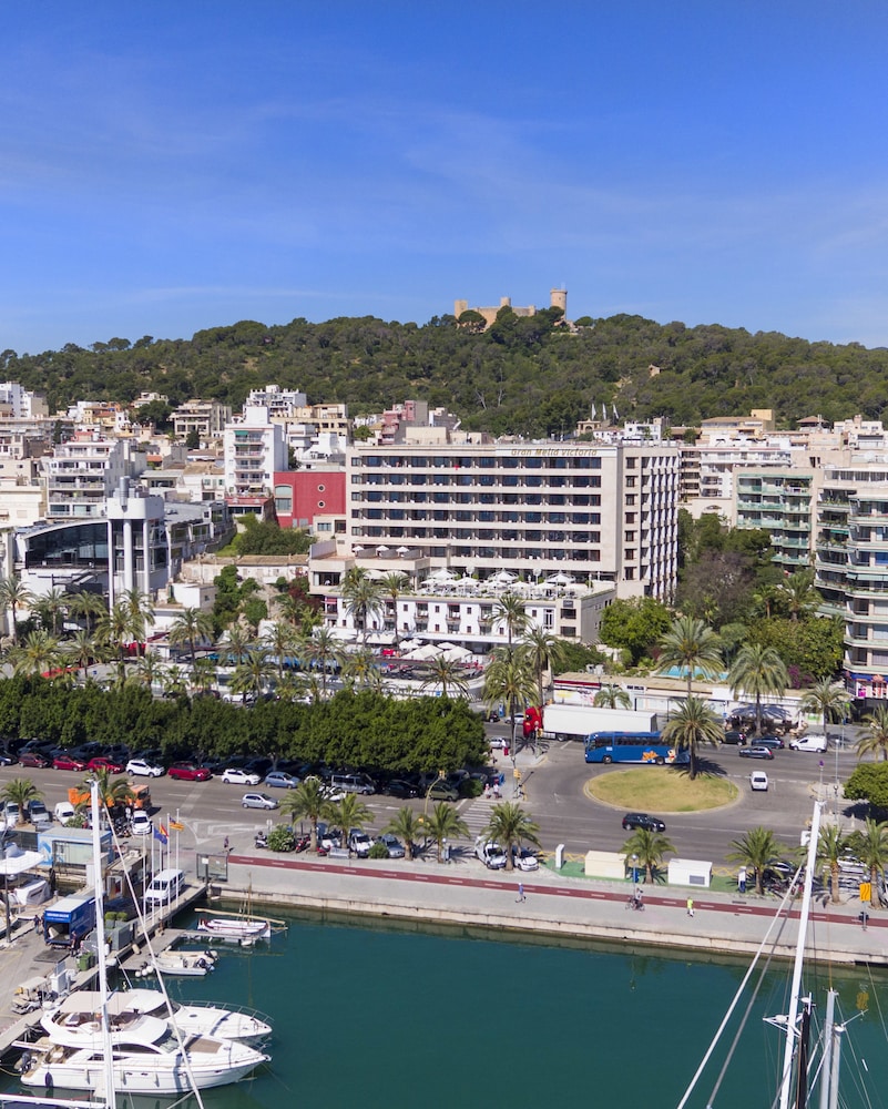 Hotel Victoria Gran Melia 62/69