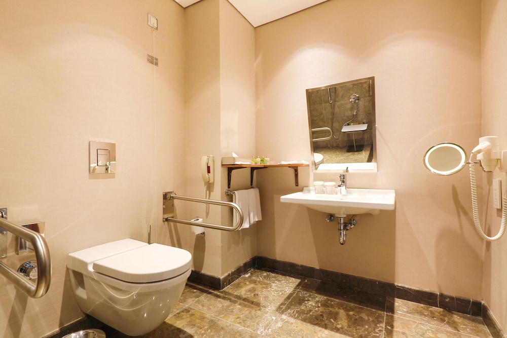 Crowne Plaza Istanbul Oryapark 20/76