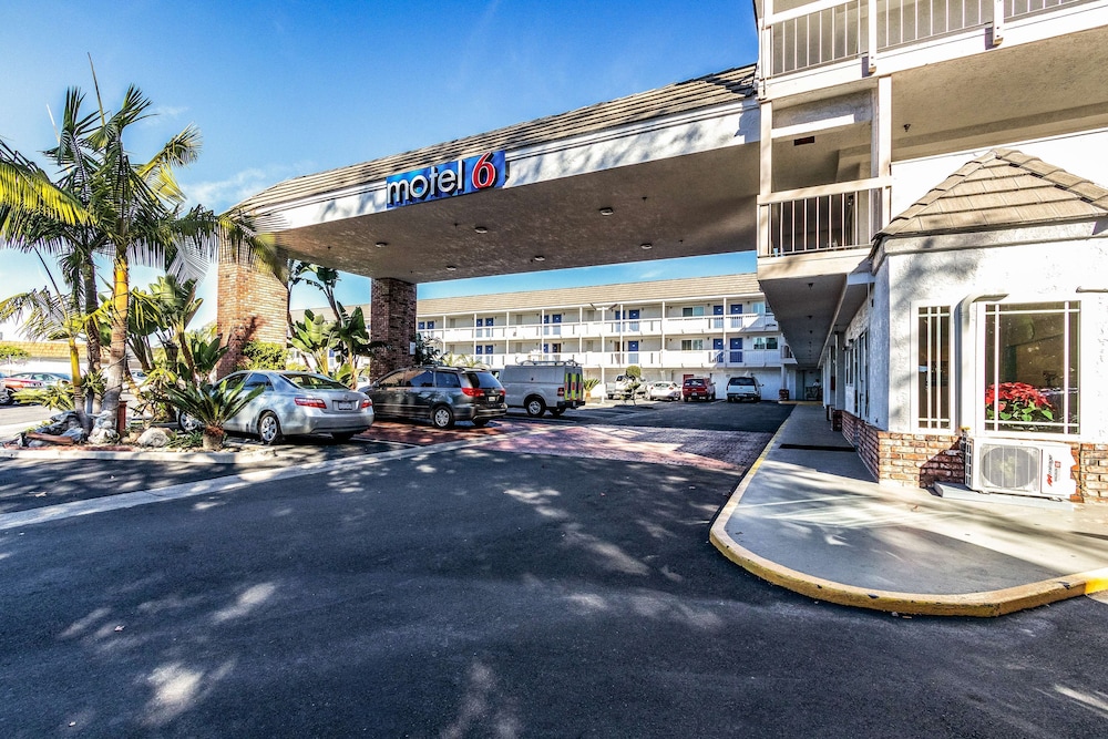 Motel6 Fountain Valley, CA - Huntington Beach Area 28/37