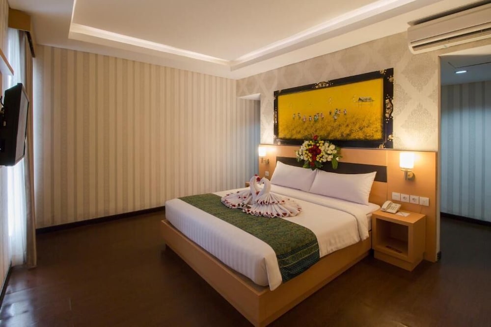 Grand Puri Saron Yogyakarta 11/58