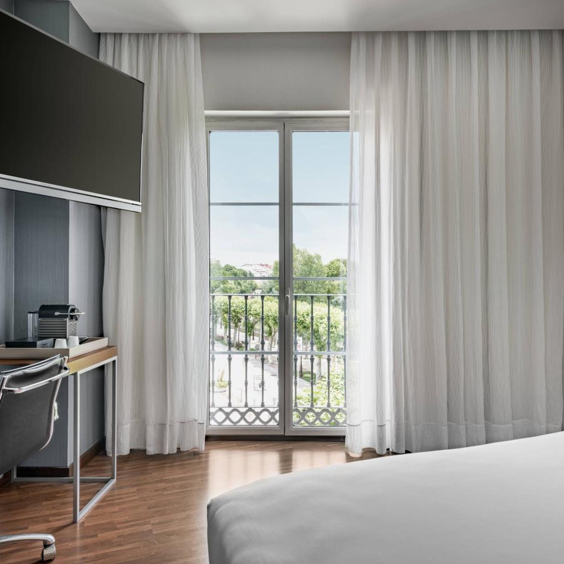Plus, Standard, King Bed, City View، AC Hotel Burgos by Marriott 6/15
