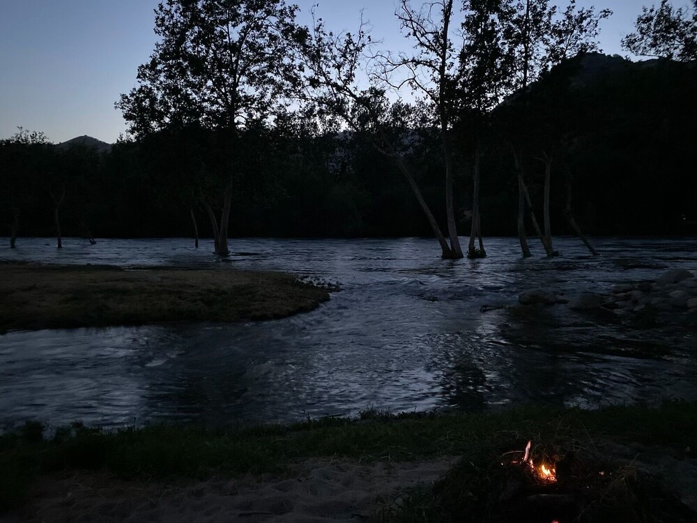Sequoia Riverfront Cabins 56/71