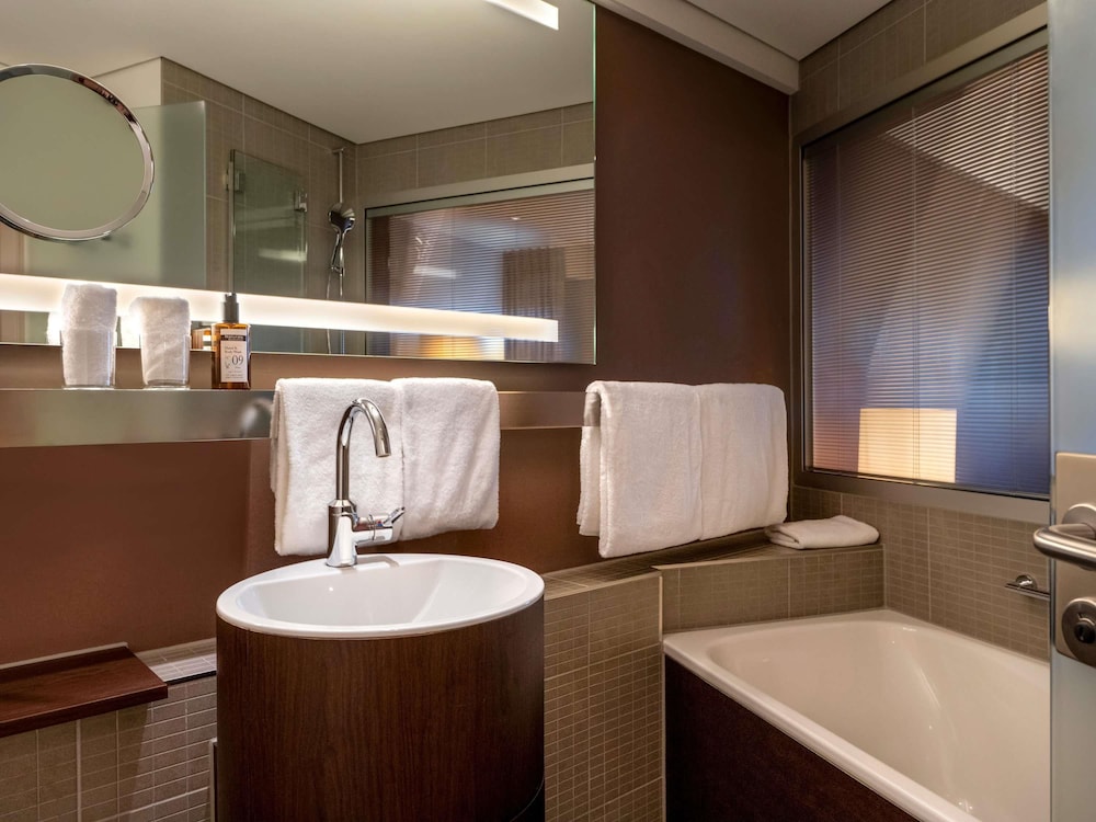 Movenpick Hotel Hamburg 74/76