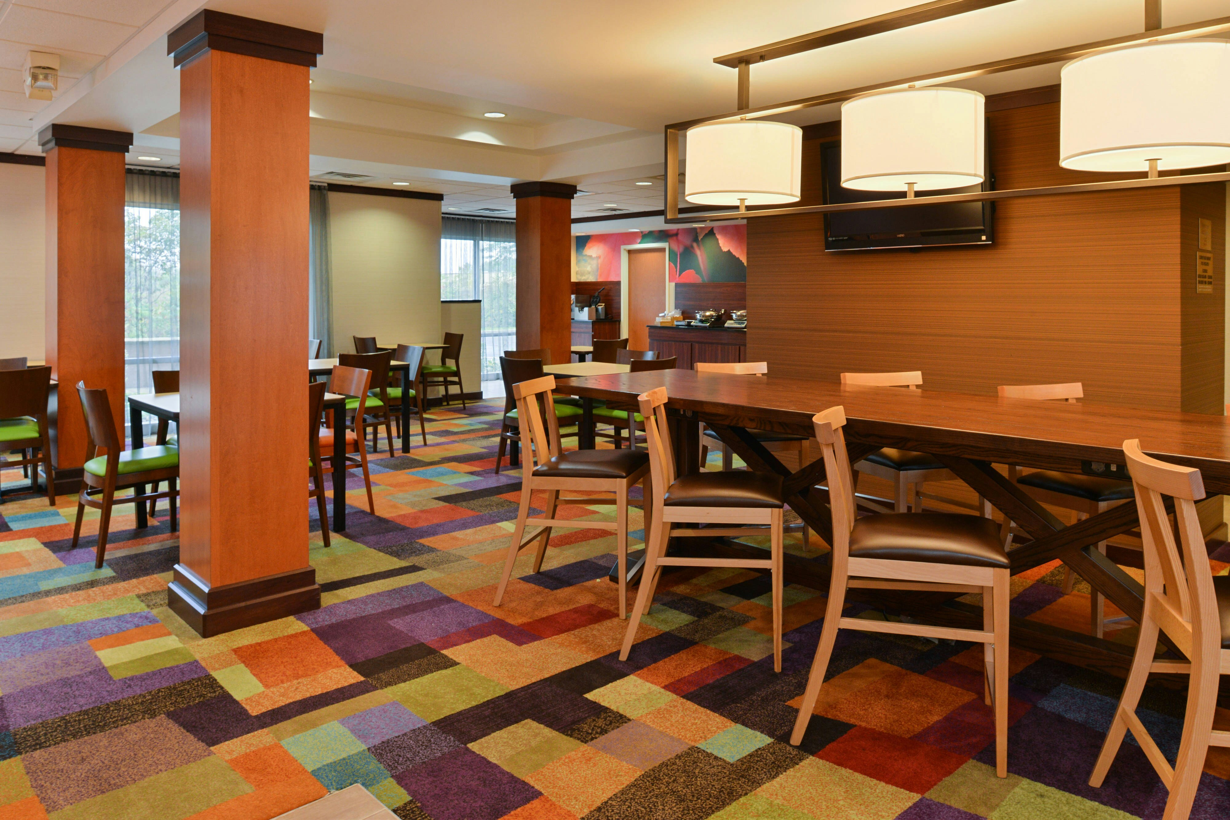 Fairfield Inn Suites By Marriott Cleveland Avon 16/22