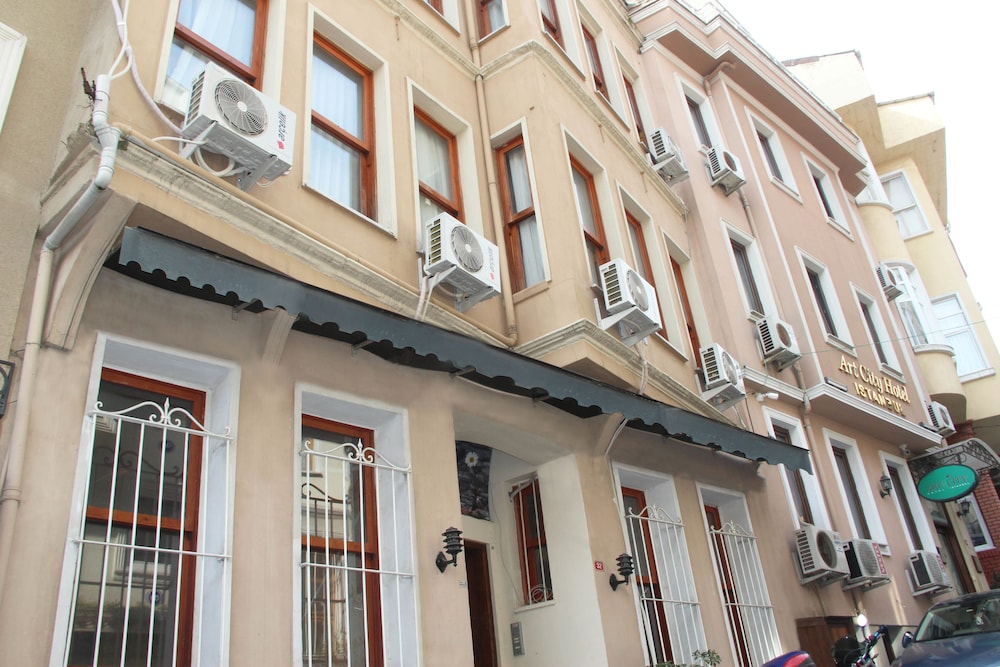 Theodian Hotel 2/74