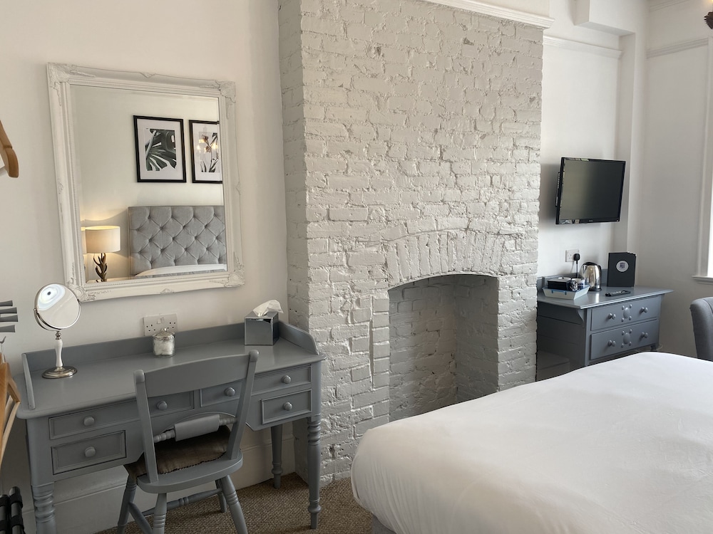 Castle Hotel 19/50