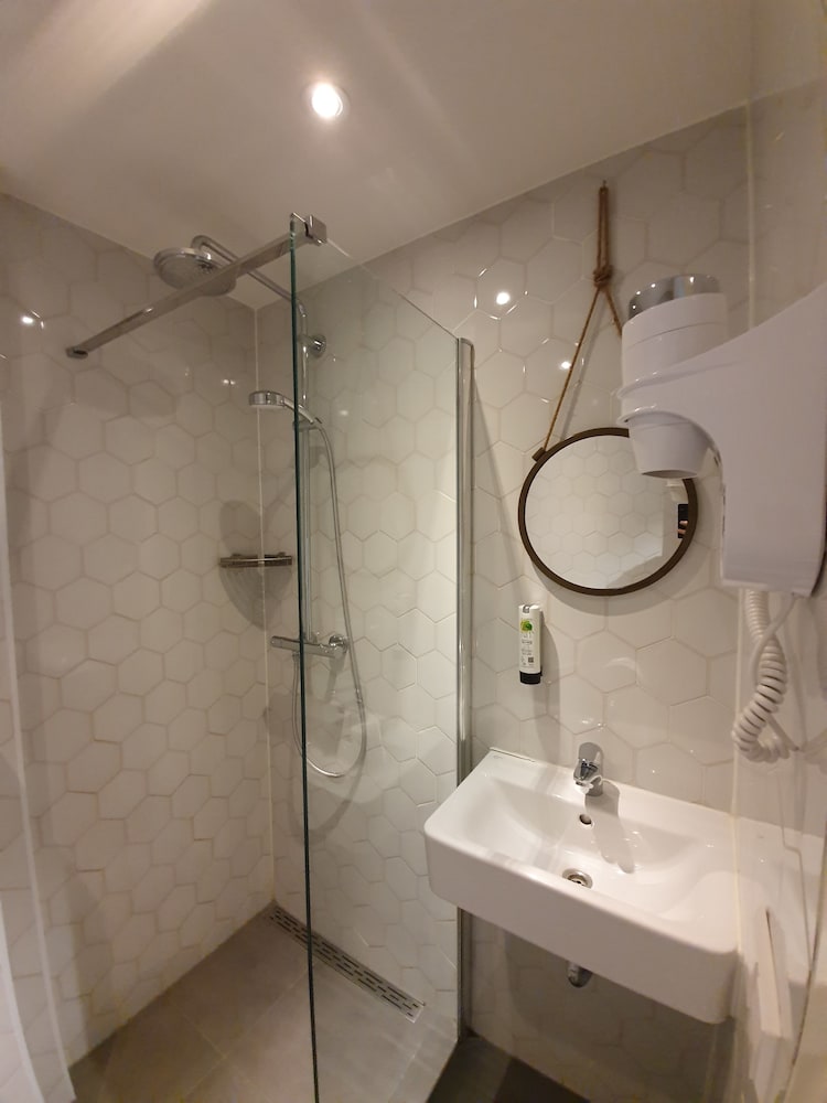 Hotel Heye 130 45/47