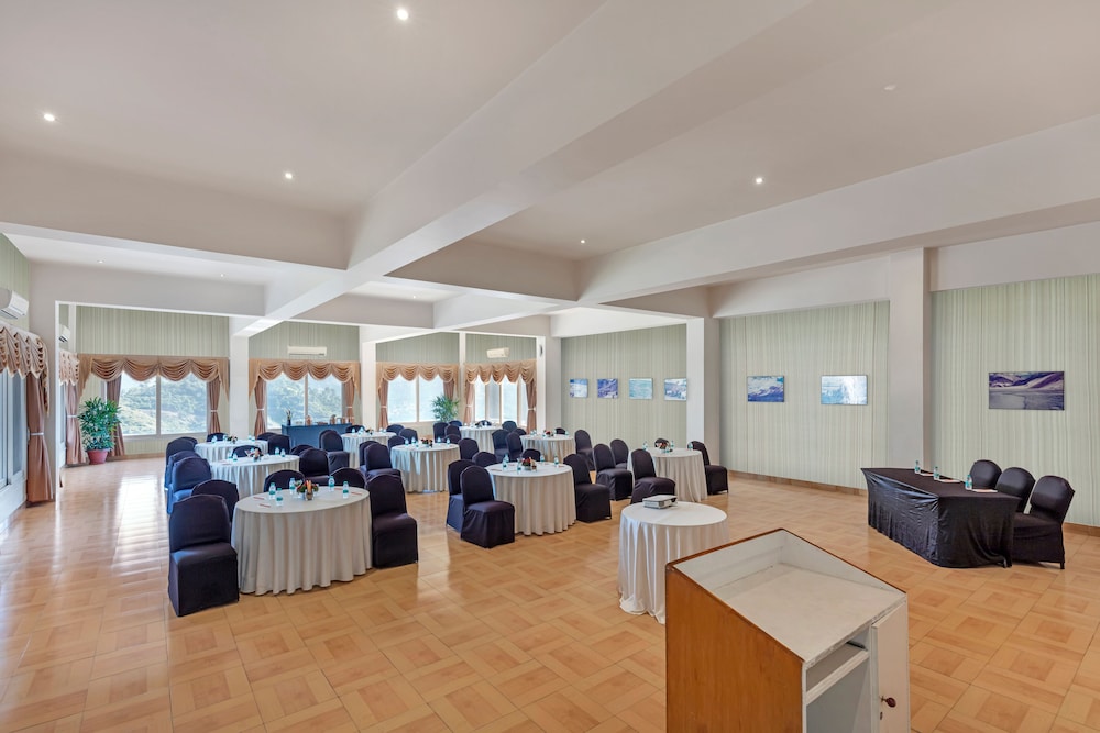 Club Mahindra Kandaghat 27/62