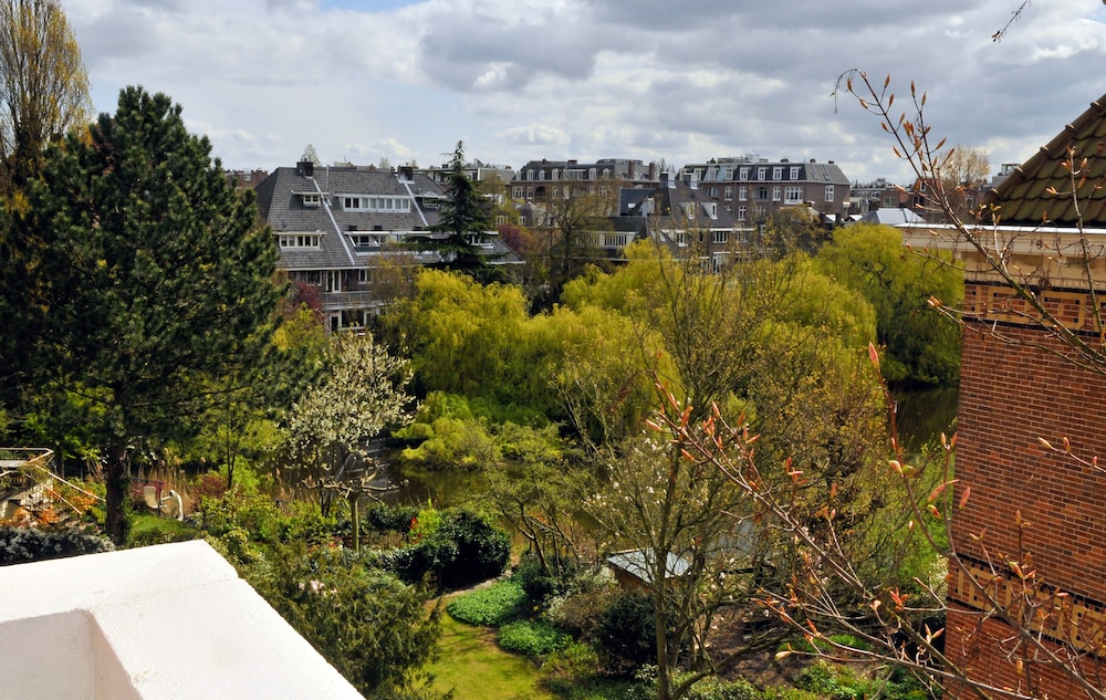 Dutch Design Hotel Vondelpark 43/50
