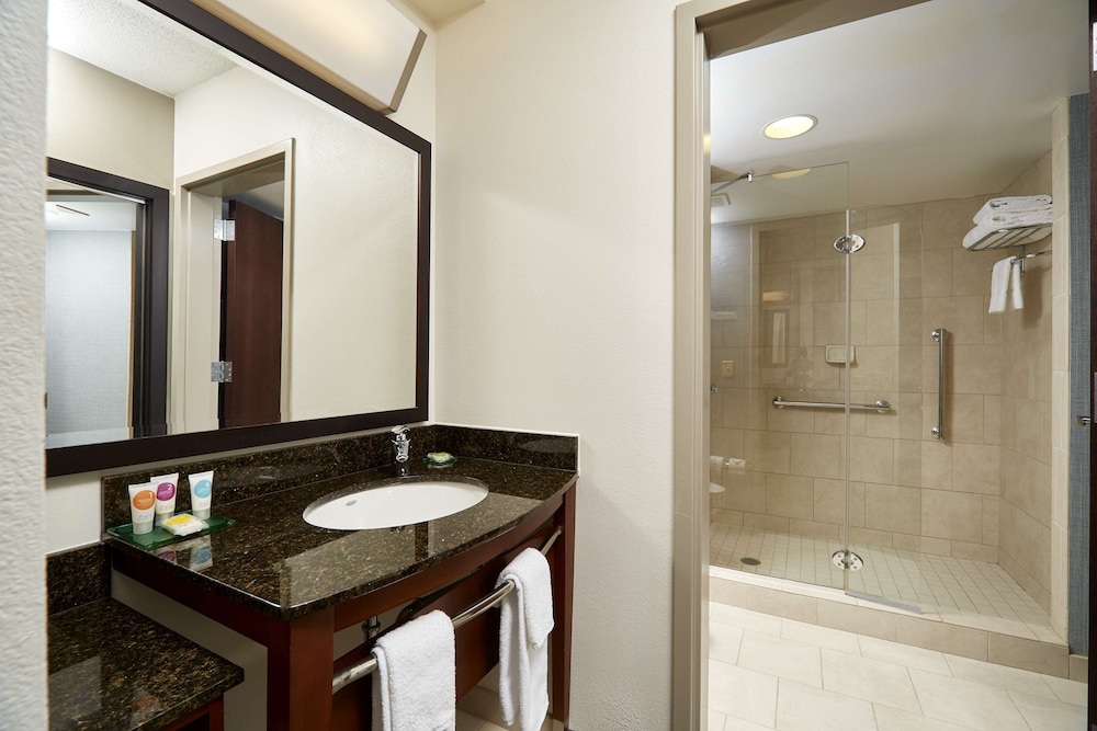 Hyatt Place Grand Rapids-South 13/67