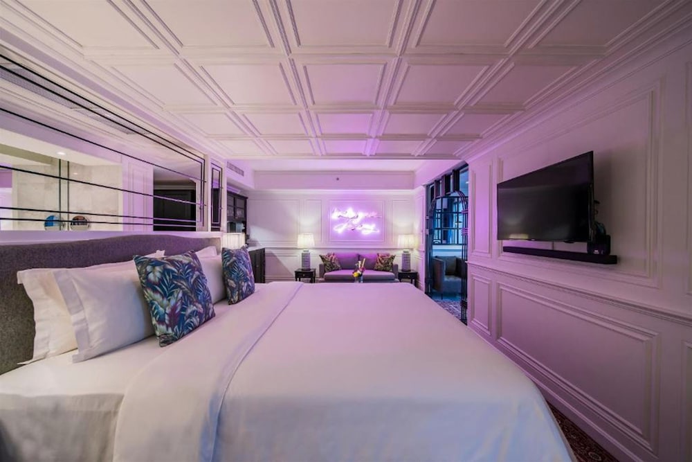 Akara, Suite, King Bed
