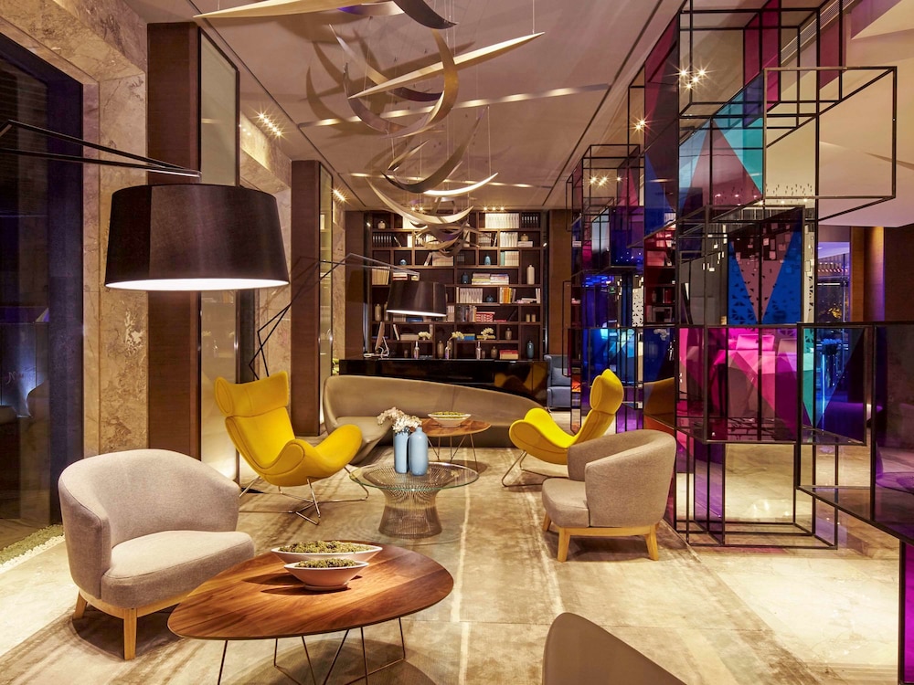 Mercure Yangzhou Dongguan Street 24/40