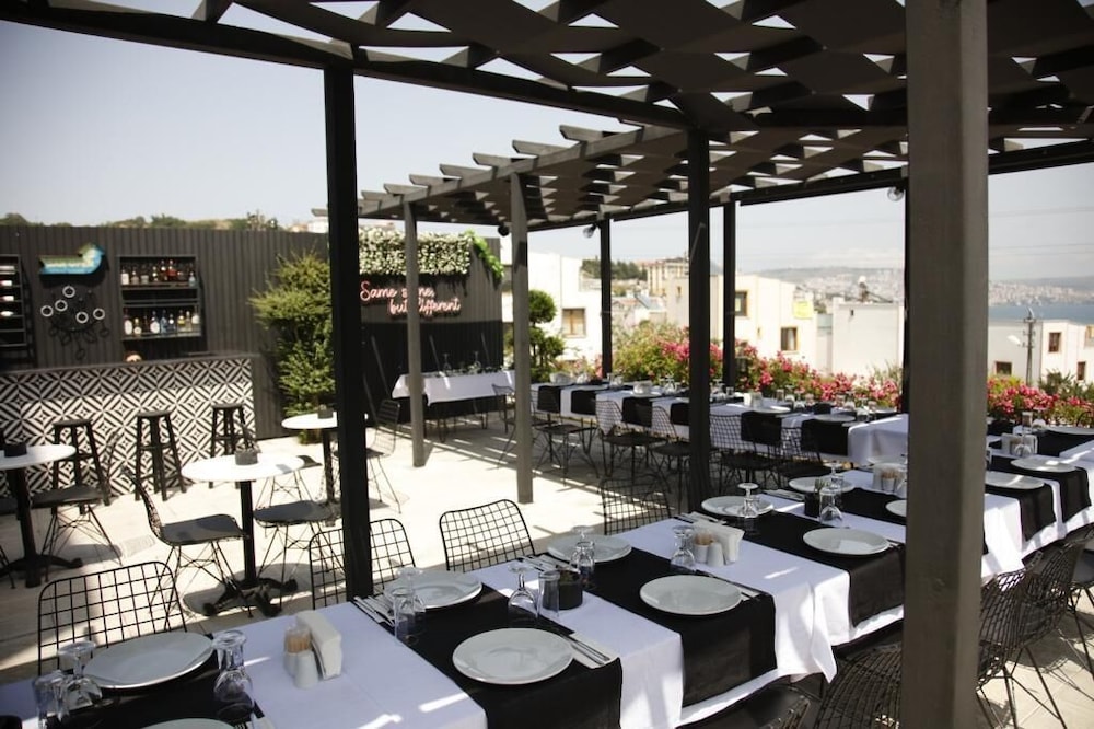 No 57 Suites 35/50