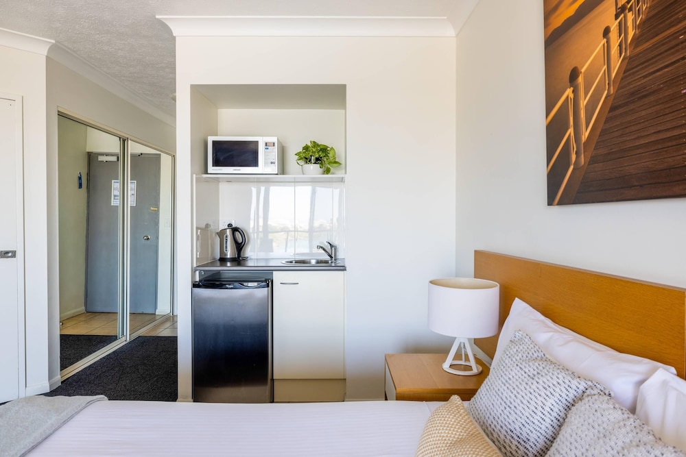 MainStay Suites Townsville 17/47