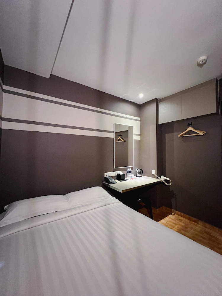 Fragrance Hotel - Kovan 11/34