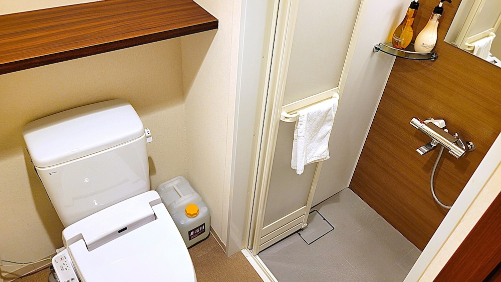 Moderate, Double Bed 6/8