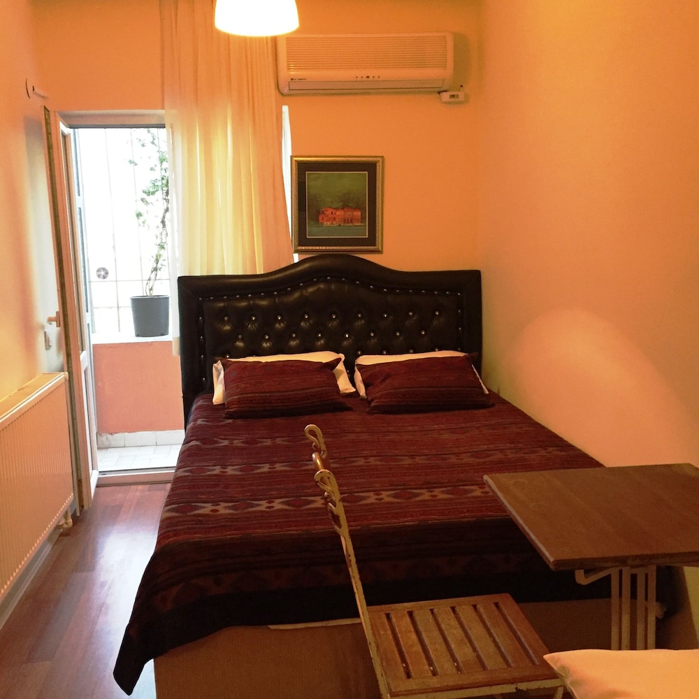 Nobel Hostel 17/36