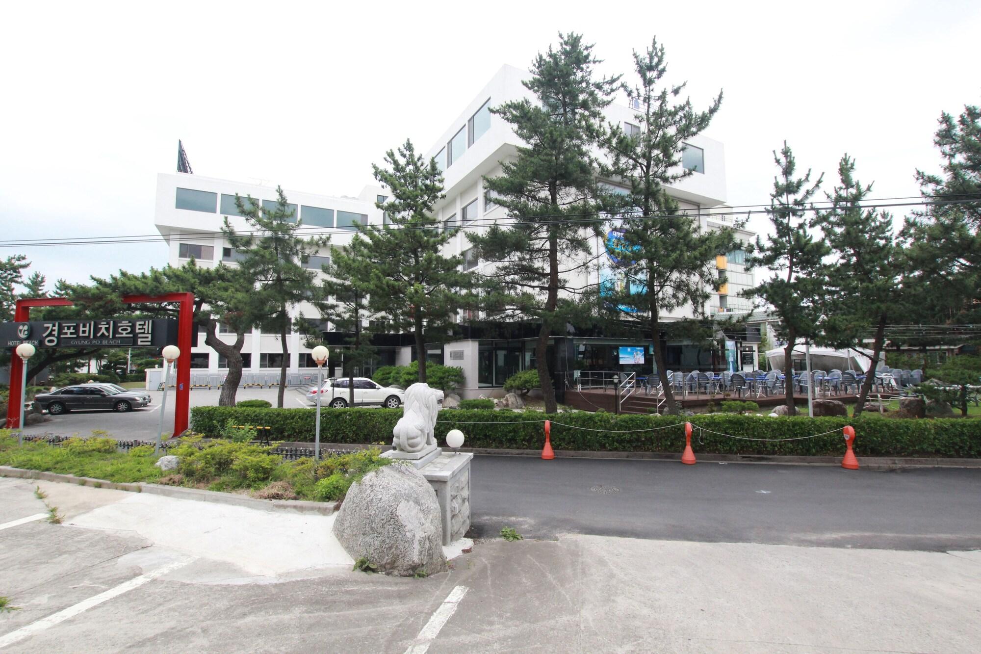 Gyungpo Beach Hotel 60/69