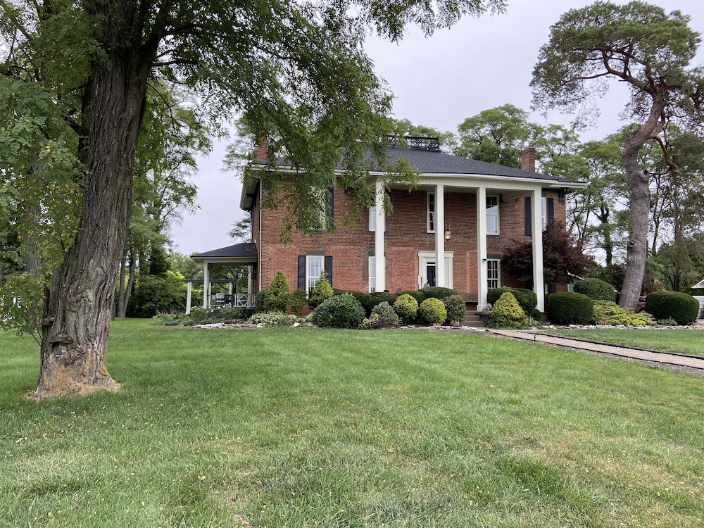 Emmas Bed and Breakfast 25/28