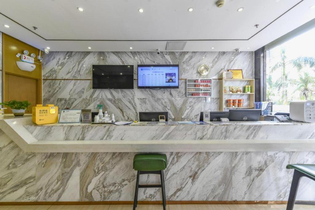 City Comfort Inn (Zhuhai Qinglv Middle Road) 15/54
