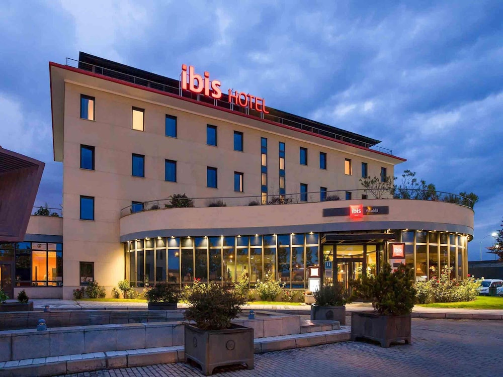 Ibis Valladolid 4/50