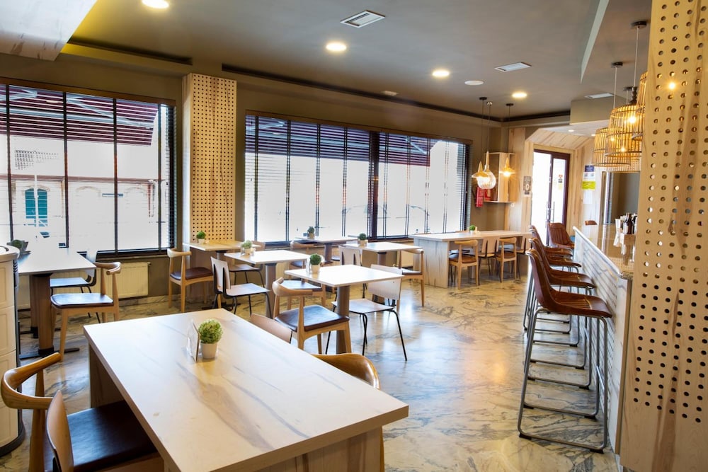 Hotel Rosalia 38/54