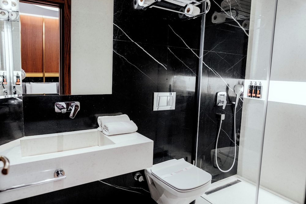 Henna Hotel Istanbul 50/50