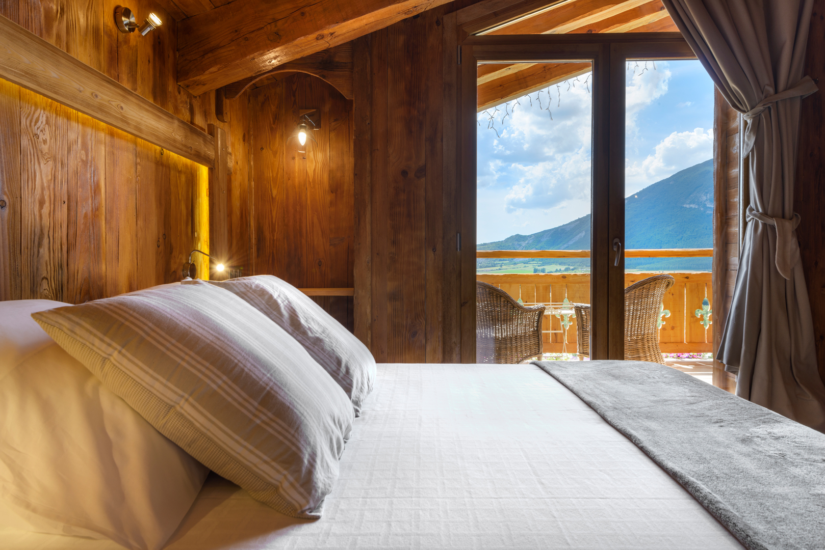 Superior, Double Bed, with View, Terrace