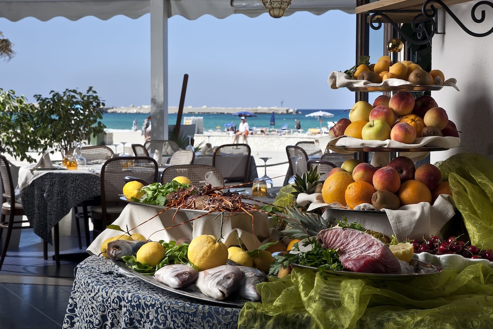 Hotel Mira Spiaggia 38/50