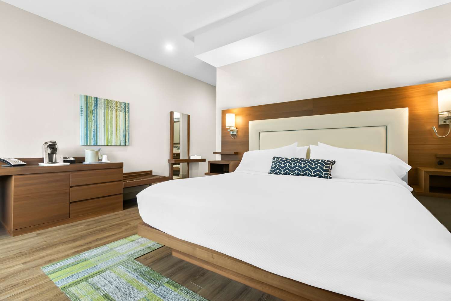 Best Western Plus Mont-Laurier 11/46
