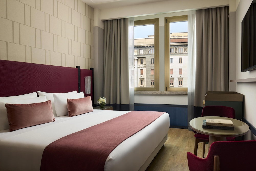 جناح عائلي بسرير كينج مع أريكة، Tivoli Milano President 3/8