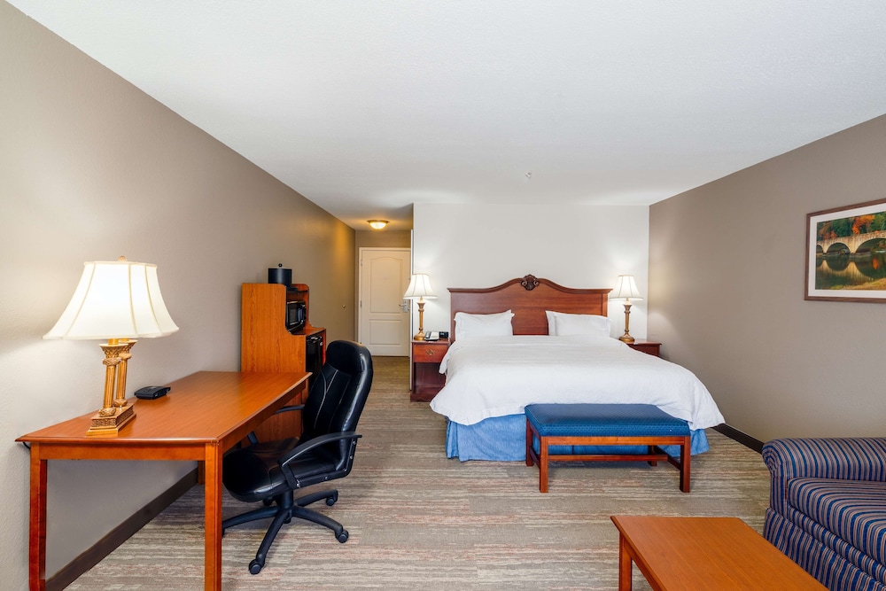 Hampton Inn London-North 18/29