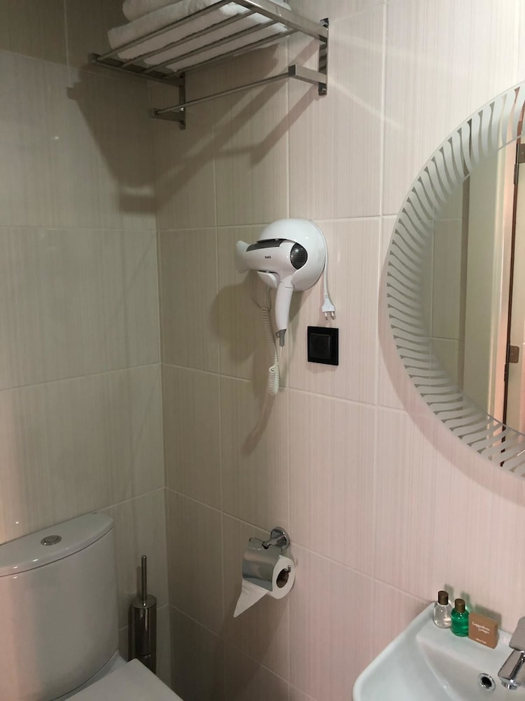 Suvari Boutique Hotel 44/47