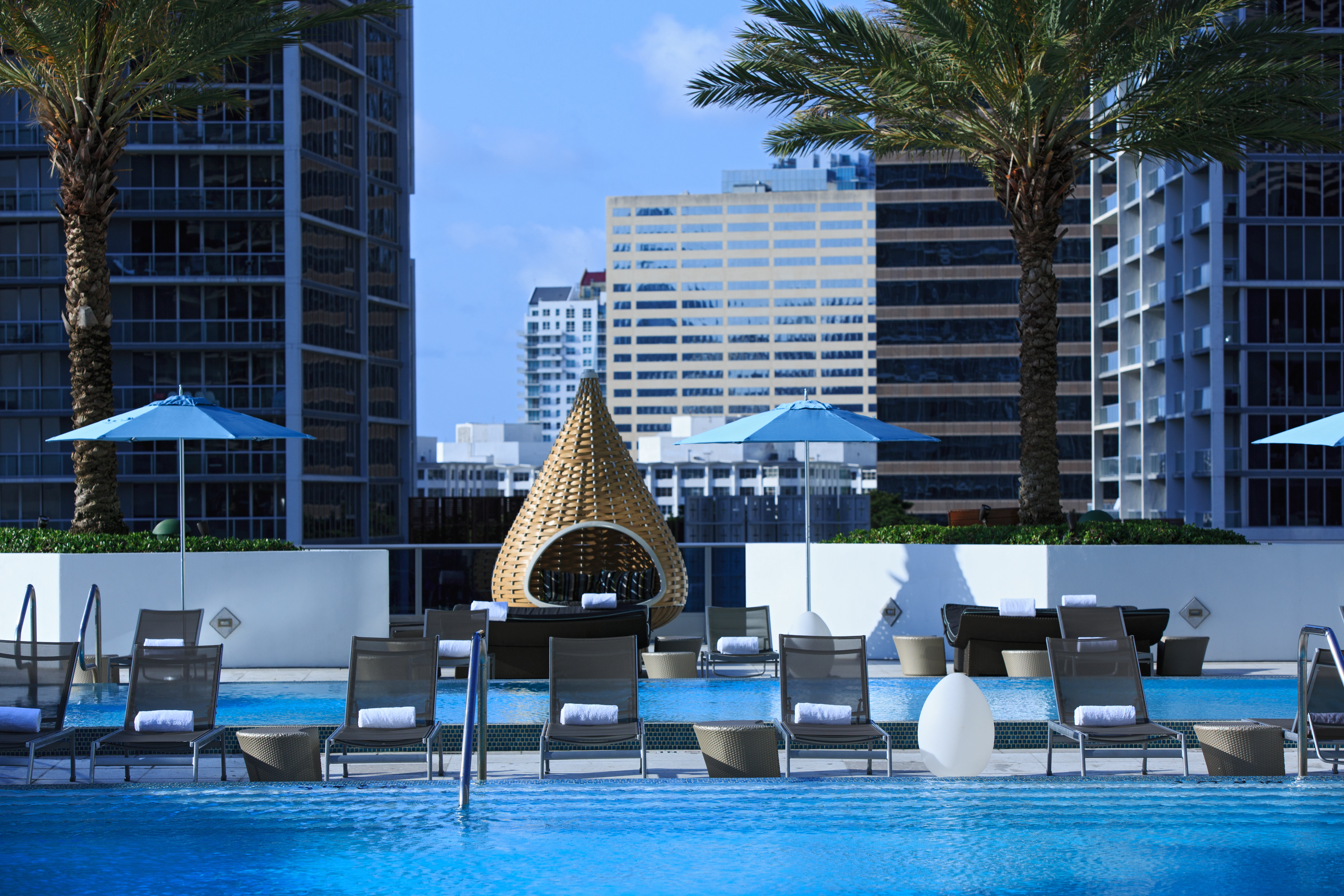 Kimpton Epic Hotel 77/77