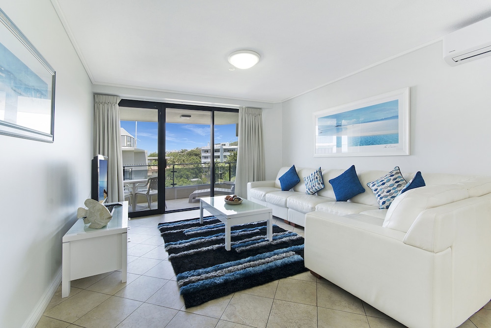 Clubb Coolum Beach Resort 31/65