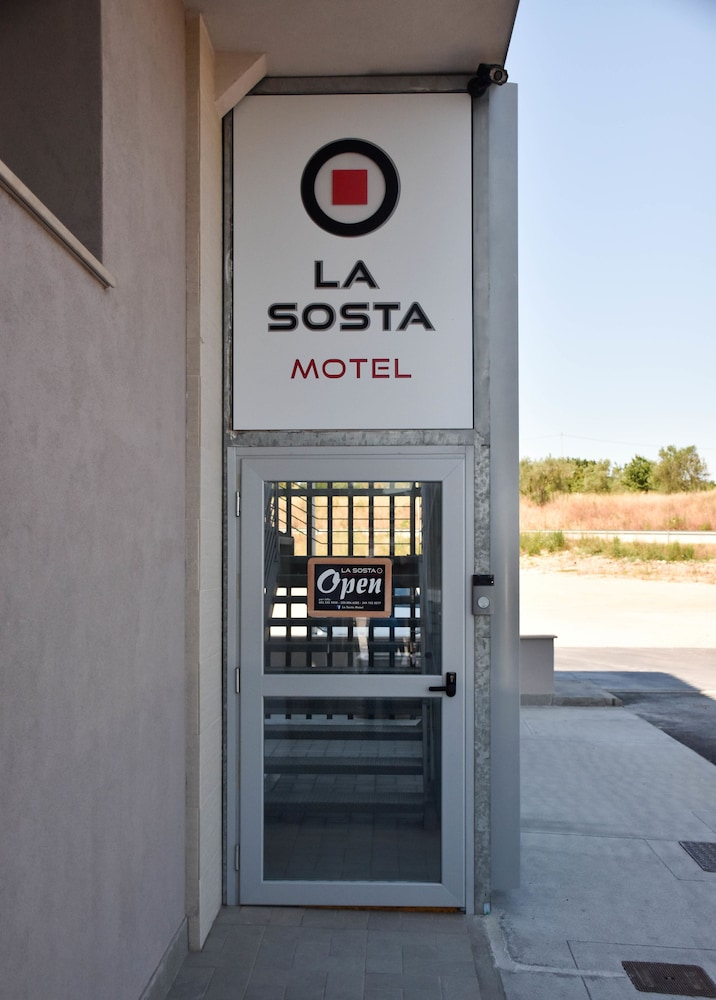 La Sosta Motel 32/50