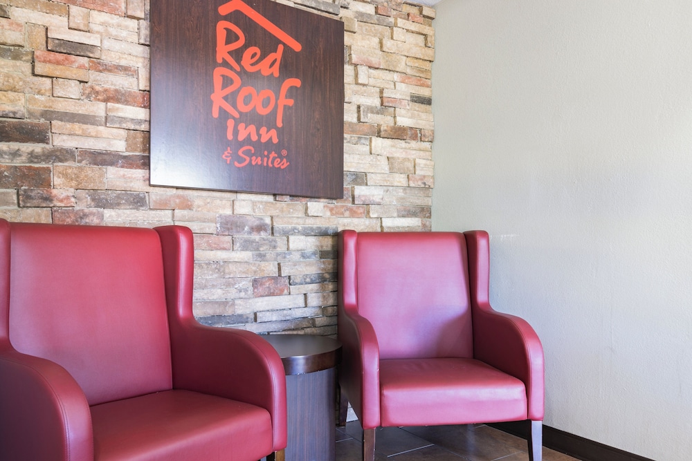 Red Roof Inn & Suites Statesboro - University 32/45