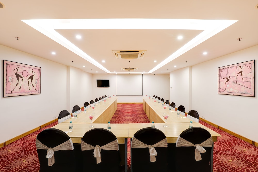 Lemon Tree Hotel Chandigarh 51/60