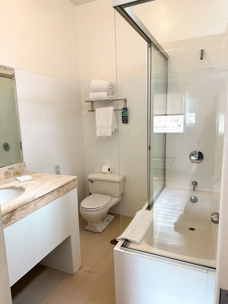 El Golf Hotel Boutique 47/50