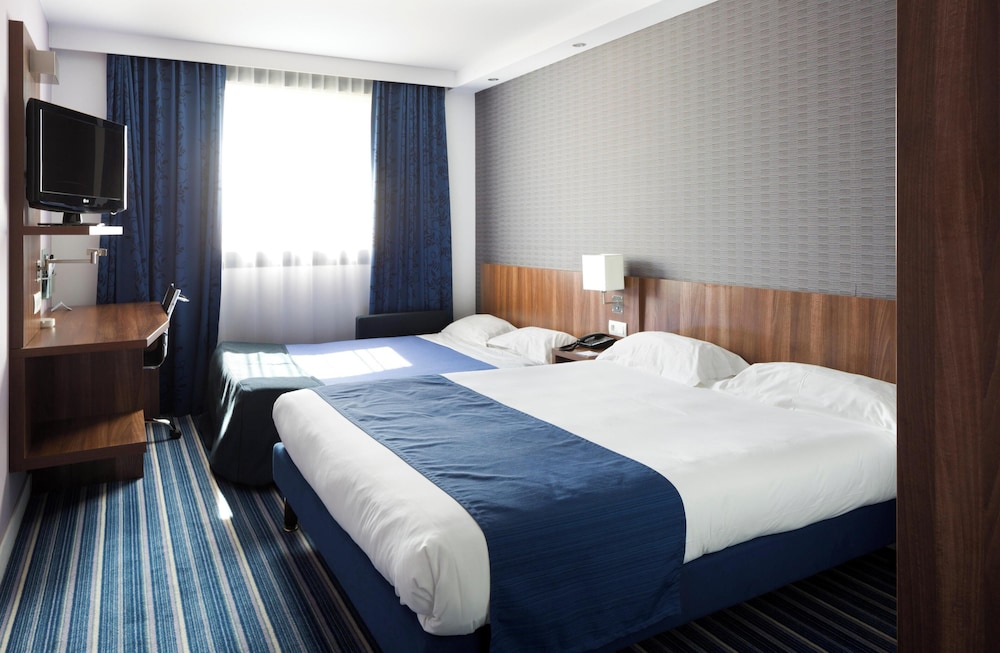 HOLIDAY INN EXPRESS MONTPELLIER-ODYSSEUM 25/71