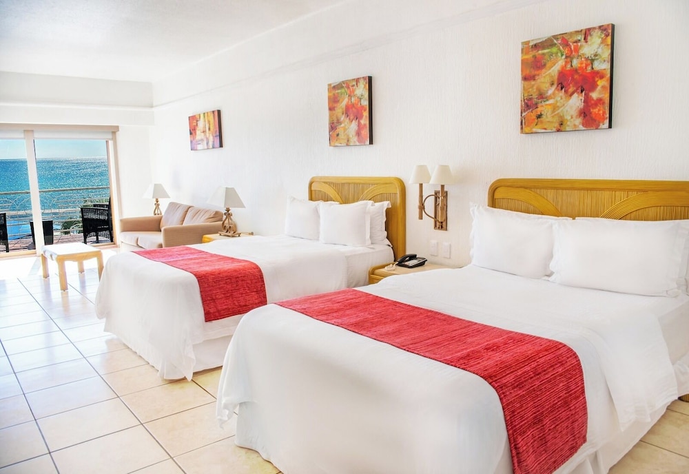 Hotel San Carlos Plaza, Beach & Convention Center 13/58