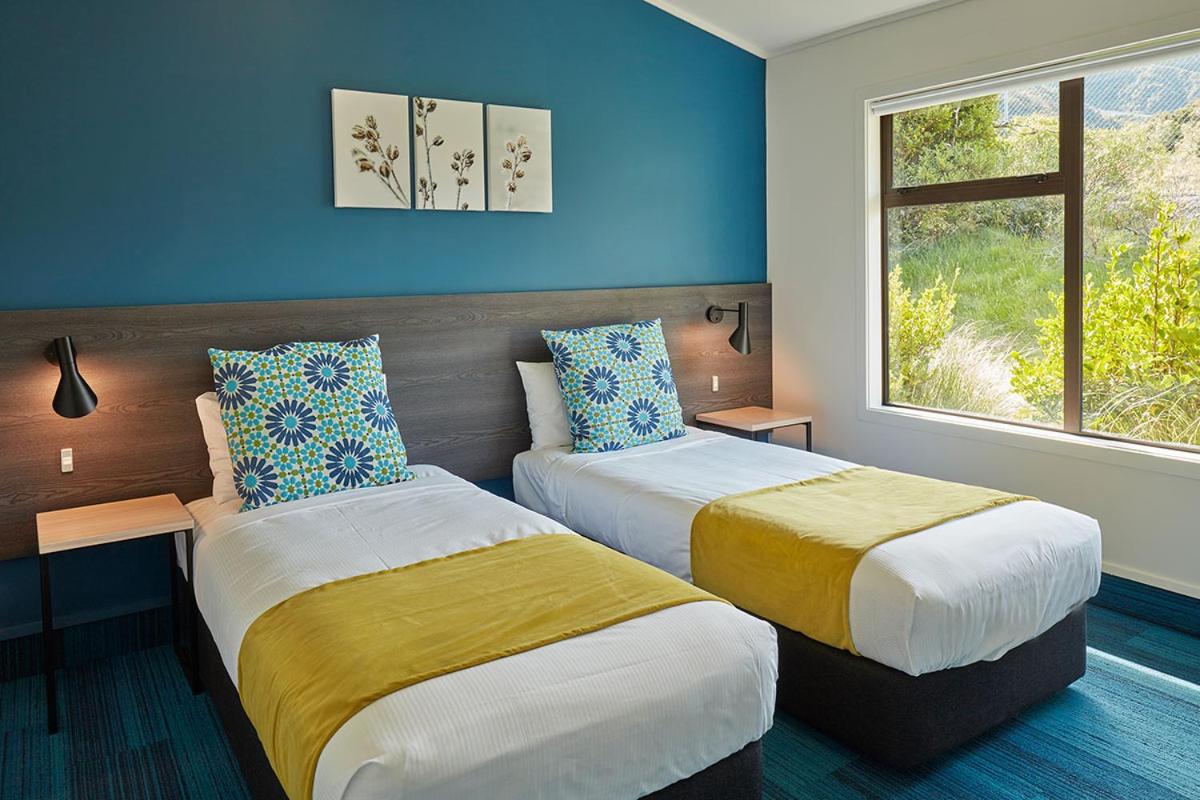 Mt Cook Lodge and Motel 11/24