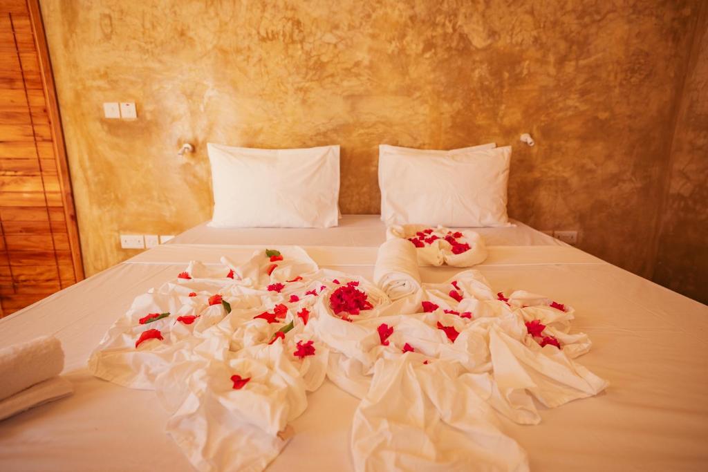 Deluxe, Double Bed, Mayai Ocean Resort 5/10